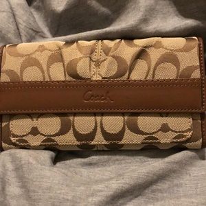 Coach wallet